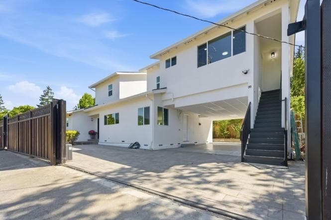 298 Alameda De Las Pulgas, Atherton, CA 94027