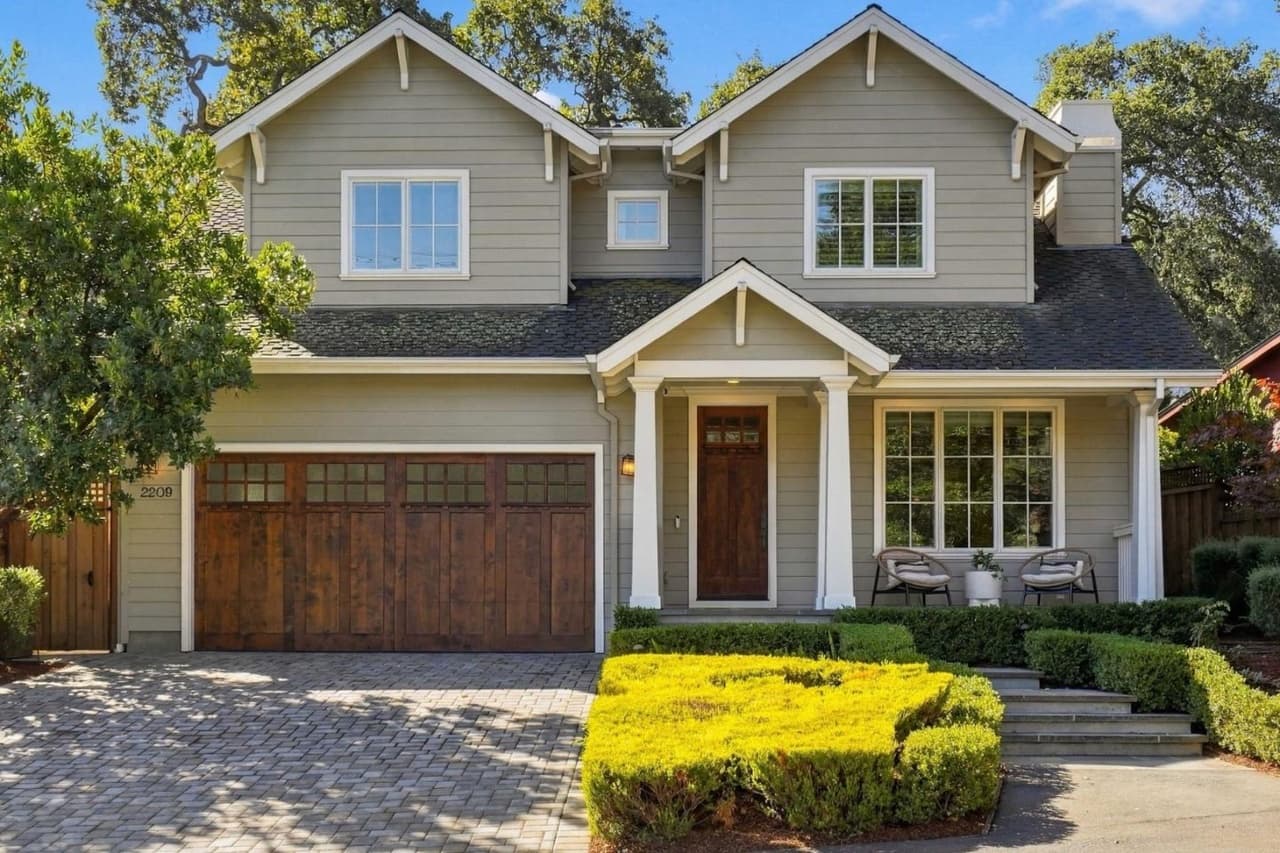 2209 Carmelita Dr, San Carlos, CA 94070